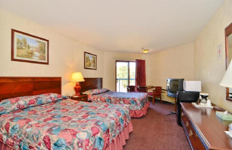 America'S Best Value Inn Of Новато Стая снимка
