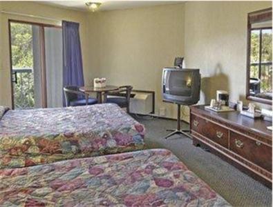 America'S Best Value Inn Of Новато Екстериор снимка