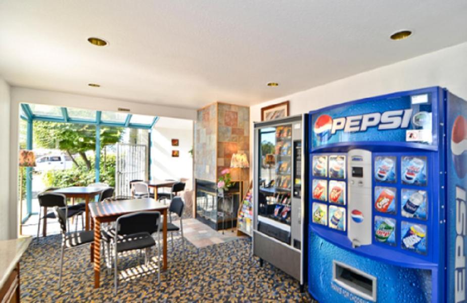 America'S Best Value Inn Of Новато Екстериор снимка